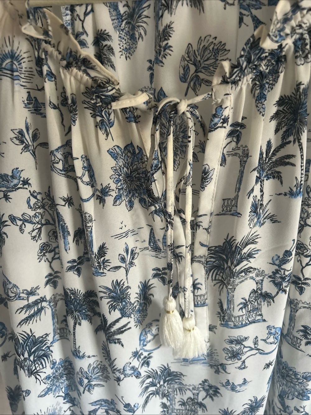 Rose & Olive White and Blue Botanical Tassel Flutter Sleeve Blouse - Picture 5 of 10